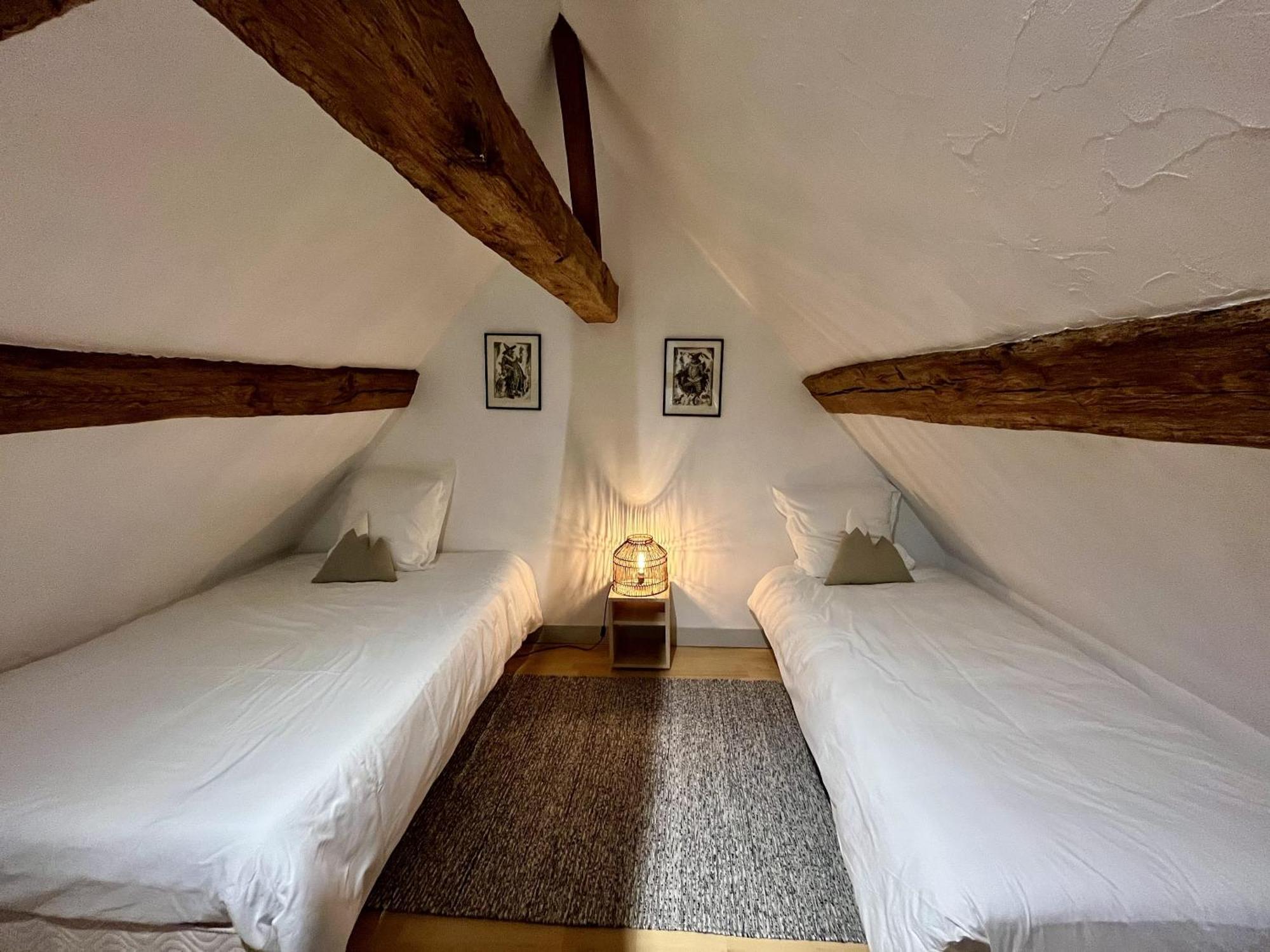 Le Clos Des Chateaux Chitenay Room photo